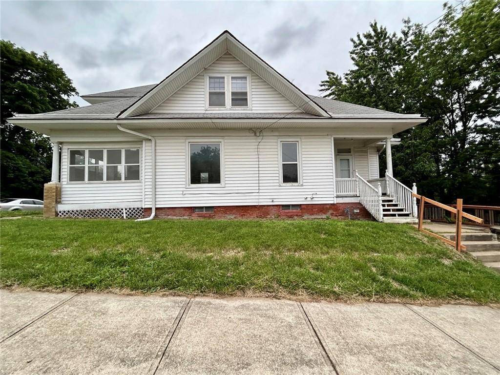 St Joseph, MO 64507,1925 Sacramento ST
