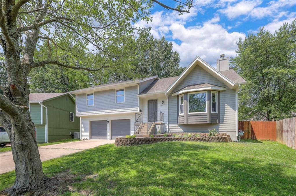 Overland Park, KS 66214,10809 W 76th ST
