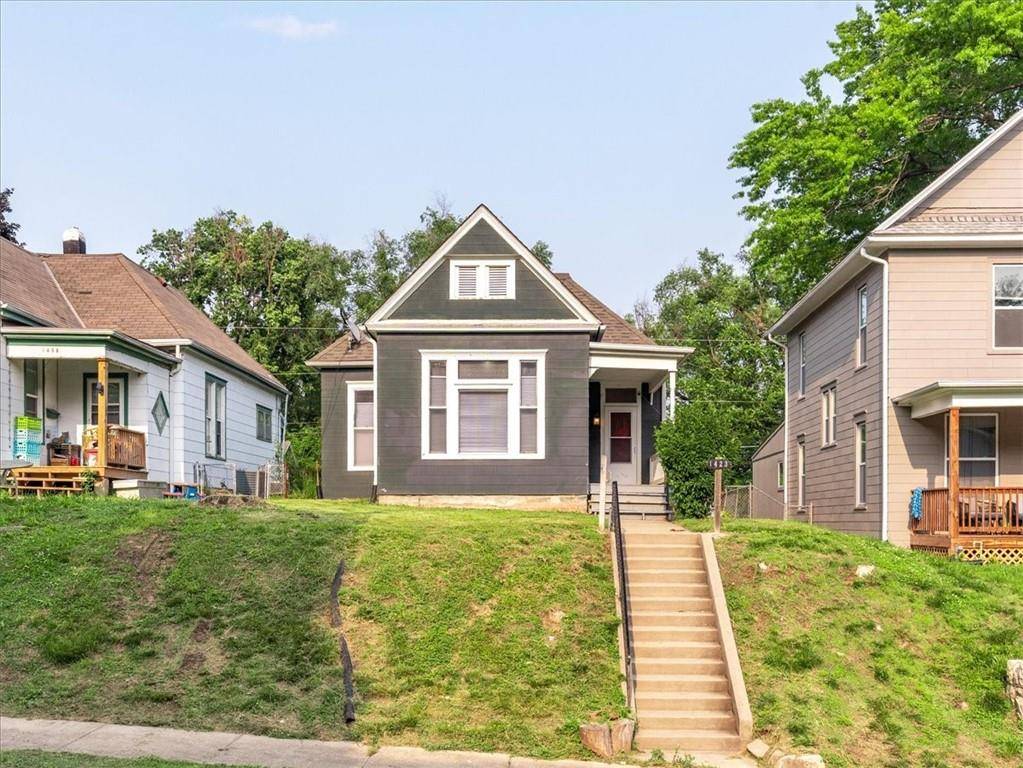 St Joseph, MO 64505,1423 N 2nd ST