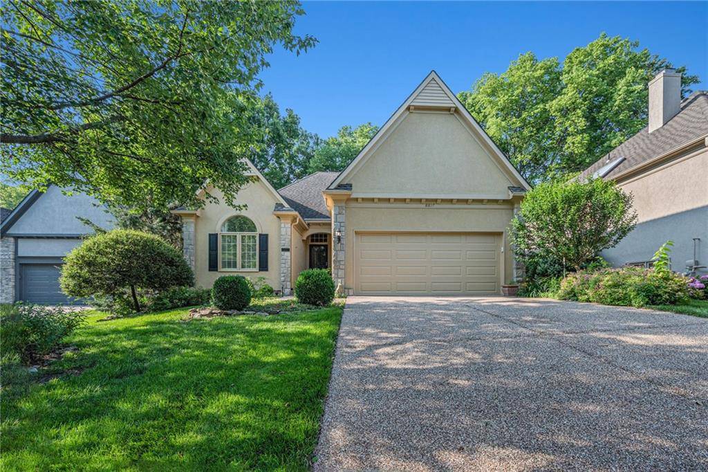 Overland Park, KS 66221,8817 W 142nd PL