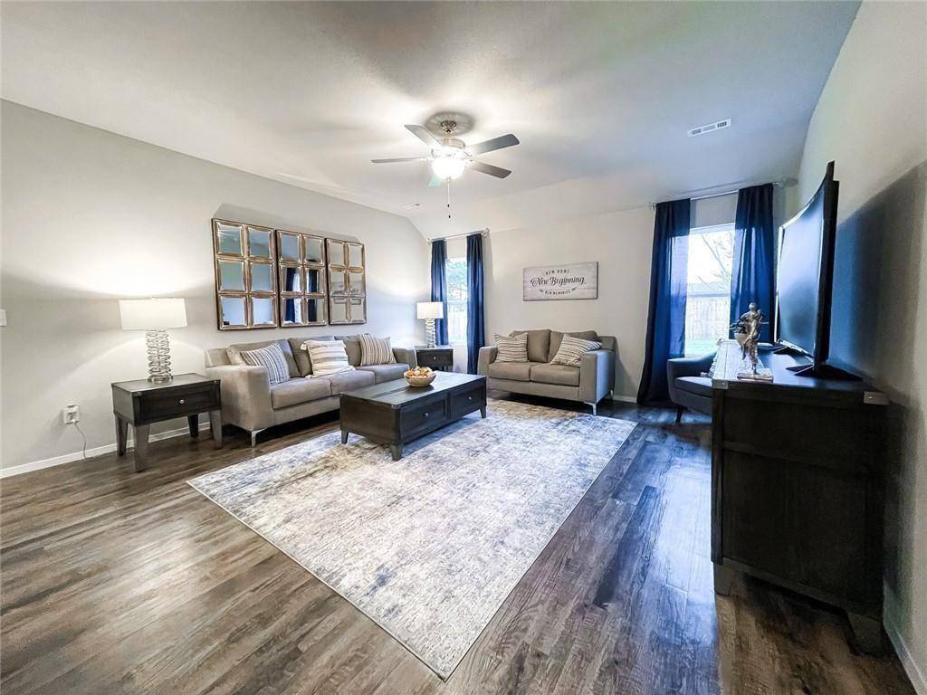 Blue Springs, MO 64014,7908 SE 5Th ST