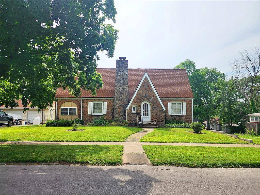 Carrollton, MO 64633,607 N Main ST