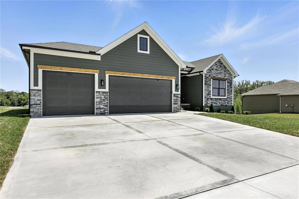 Kearney, MO 64060,2101 Crooked Creek DR