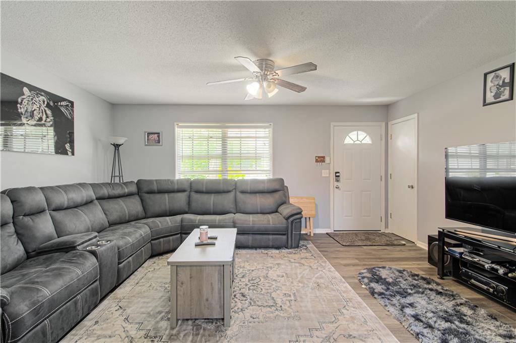Independence, MO 64056,1907 N Plymouth CT