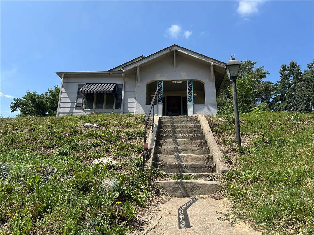 St Joseph, MO 64507,3501 Sacramento ST