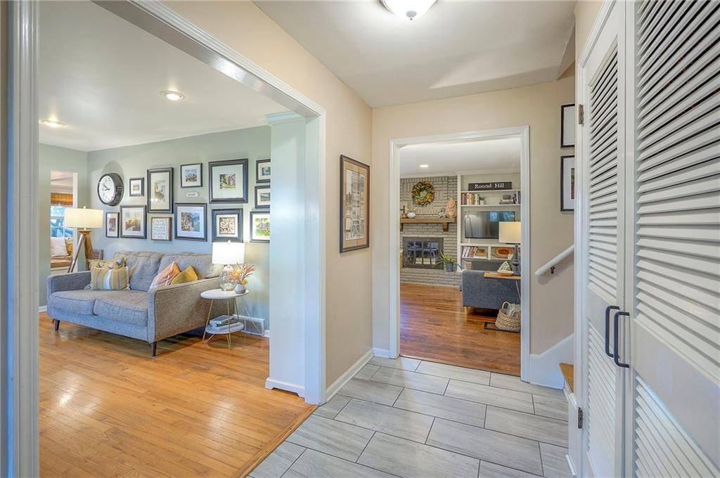 Overland Park, KS 66207,5900 W 89th TER