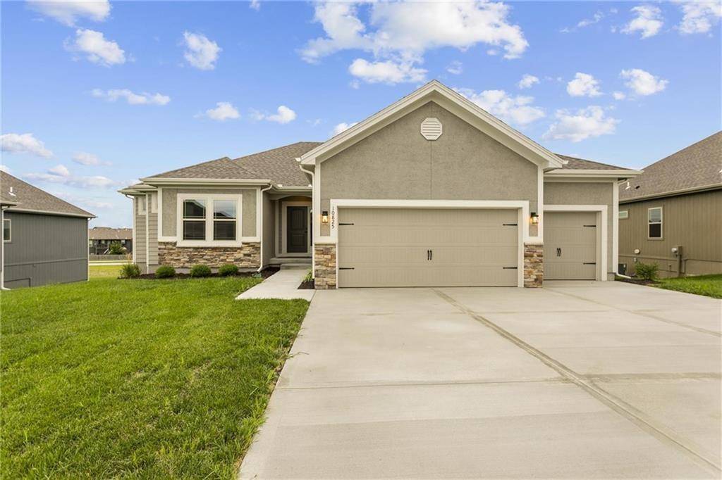 Kansas City, MO 64156,3712 NE 90th TER