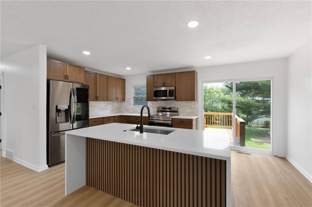 Olathe, KS 66061,804 S Montclaire DR