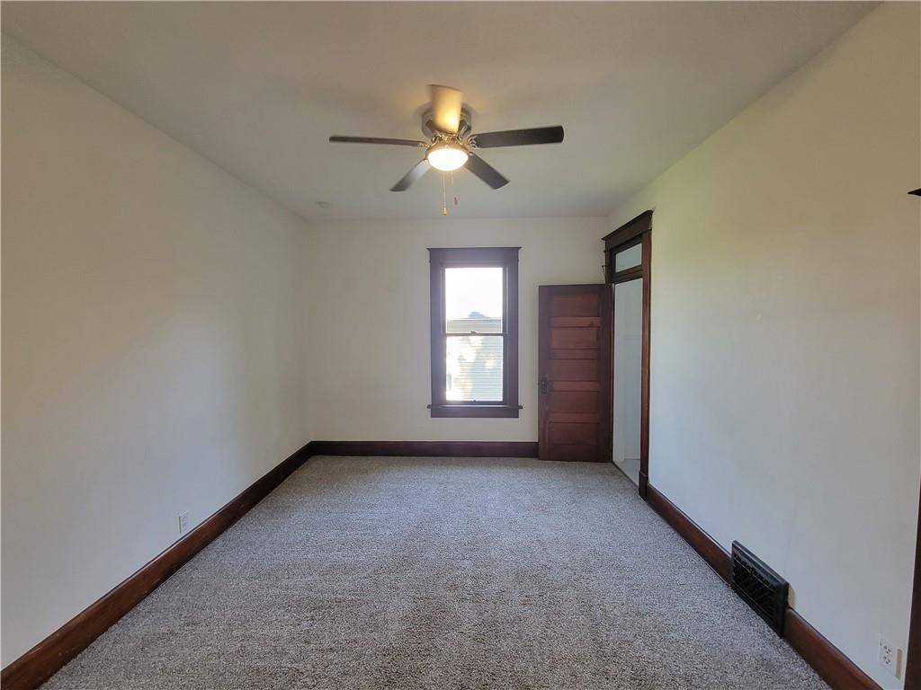 St Joseph, MO 64507,3319 Mitchell AVE