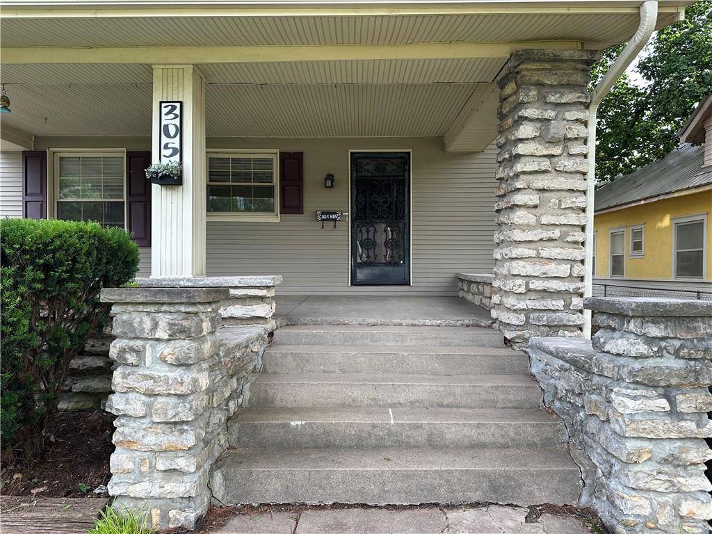 Richmond, MO 64085,305 E Main ST