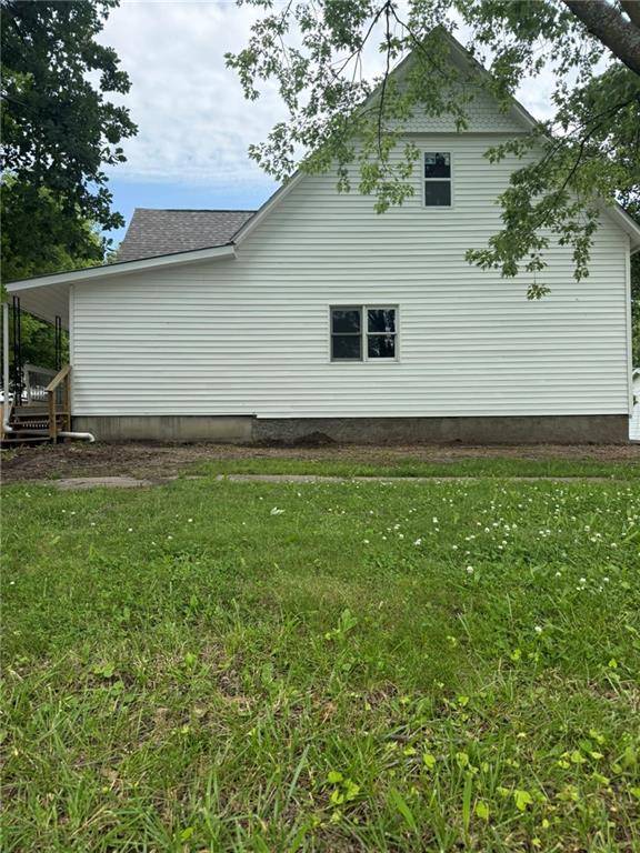 Burlington, KS 66839,915 Des Moines ST