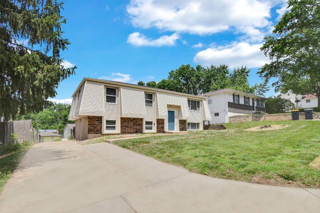 Kansas City, MO 64118,1212 NW 67th ST