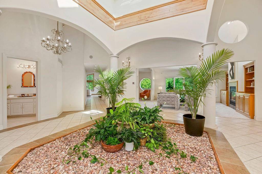 Shawnee, KS 66218,19403 W 64th TER