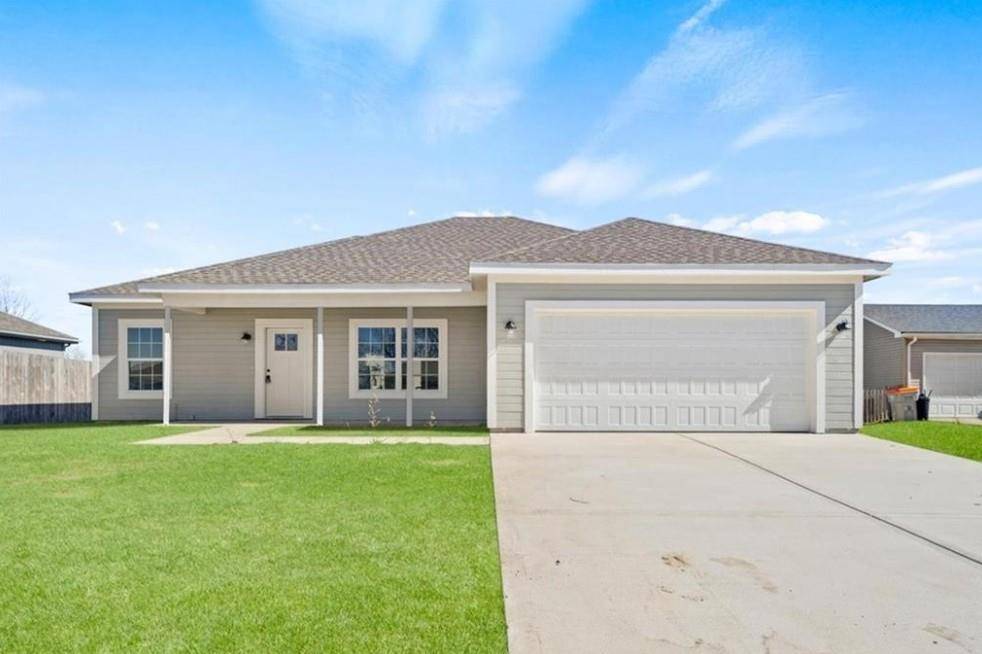 Lone Jack, MO 64070,210 S Devin ST