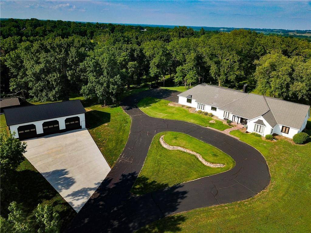St Joseph, MO 64507,1901 NE River Ridge RD