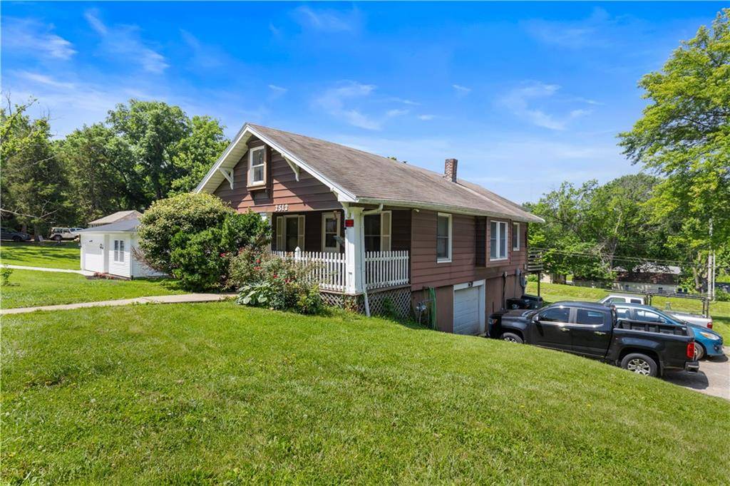 Independence, MO 64052,2512 S Evanston AVE