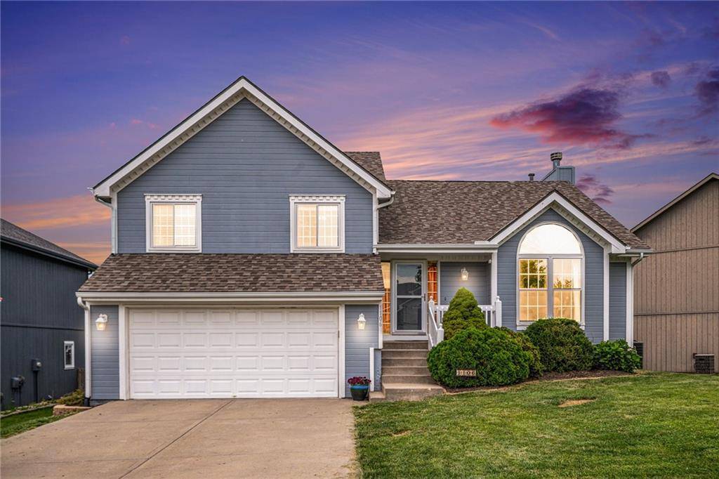 Liberty, MO 64068,1106 Crimson LN