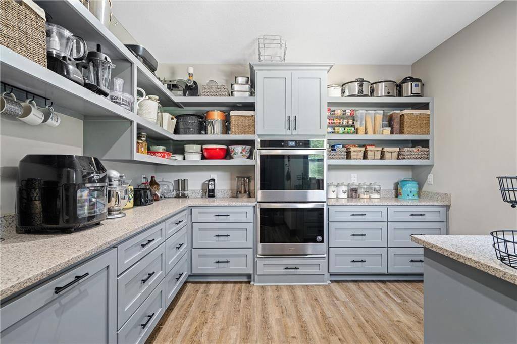 Spring Hill, KS 66083,31788 W 223rd ST