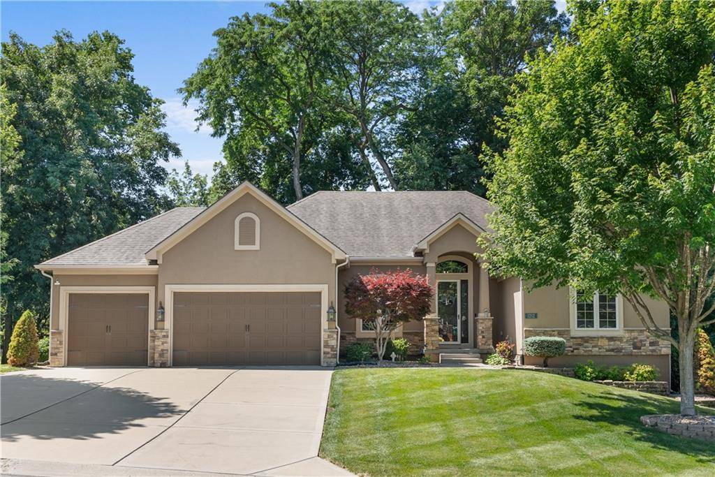 Blue Springs, MO 64014,1212 SE Woodbine DR