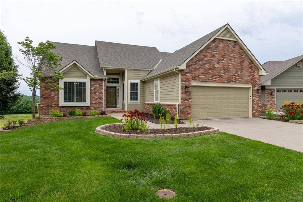Independence, MO 64055,2832 S Woodbury DR