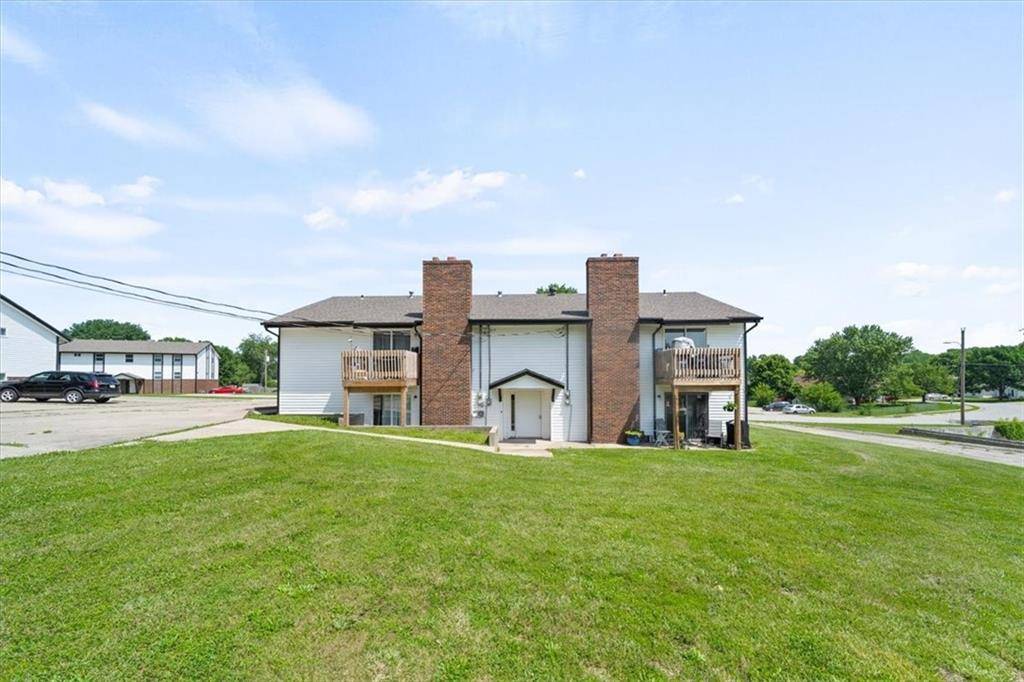 Harrisonville, MO 64701,2203 Mission RD