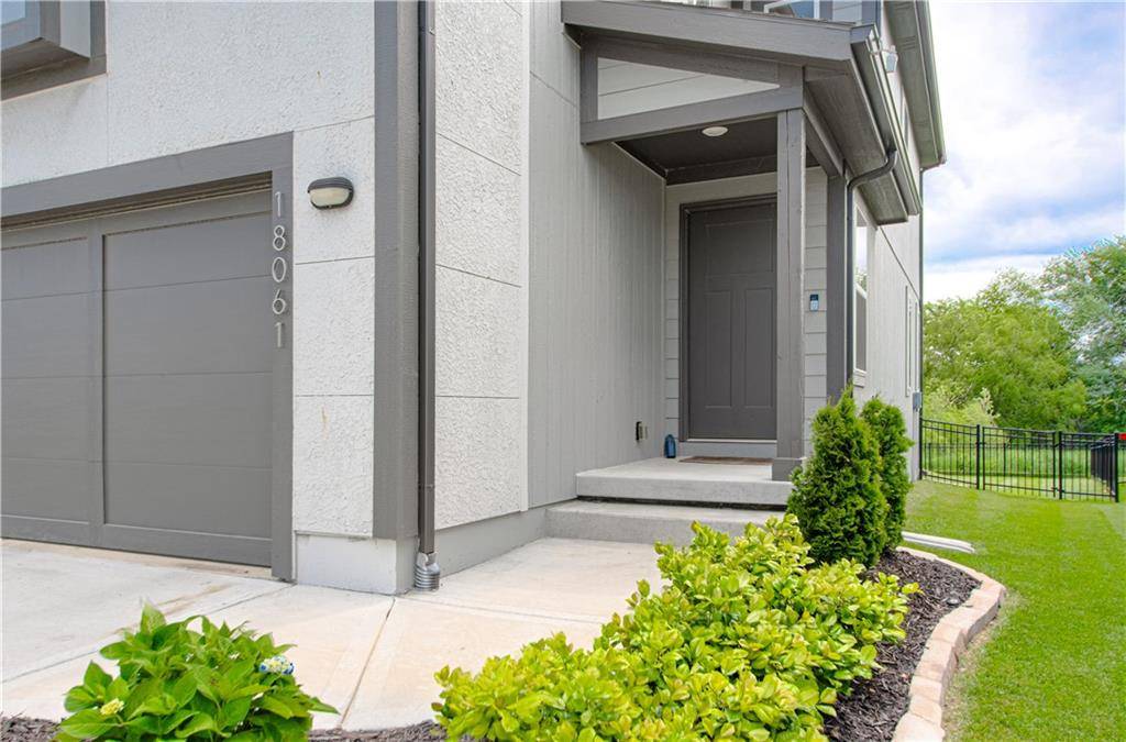 Overland Park, KS 66013,18061 W Hauser ST