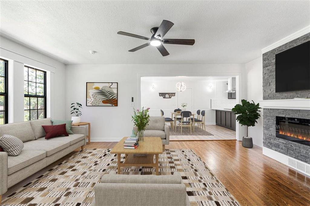Independence, MO 64055,4608 S Crysler AVE
