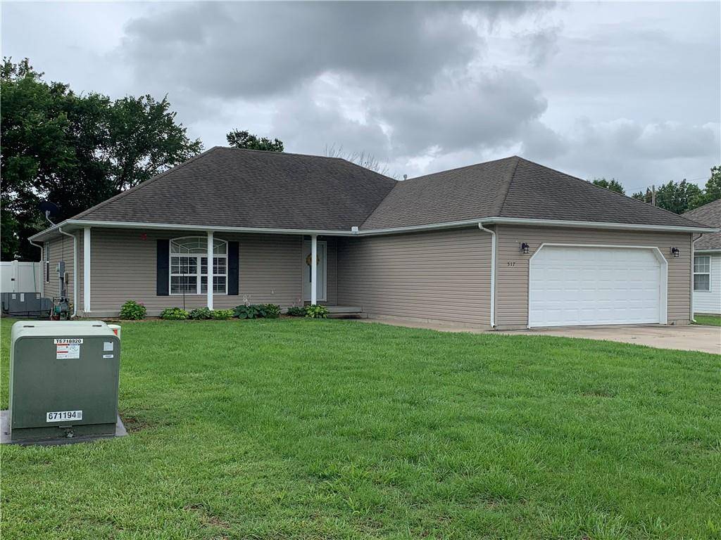 Frontenac, KS 66763,517 Brooklyn CT