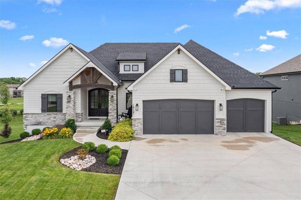 Greenwood, MO 64034,1013 Old Hickory RD