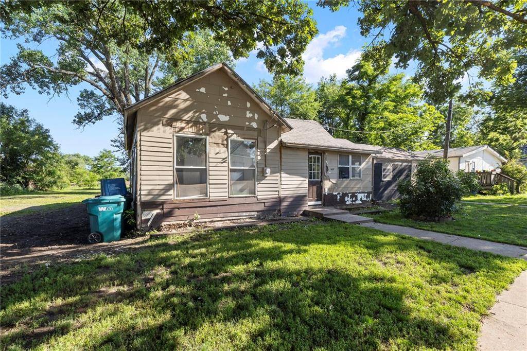 Osawatomie, KS 66064,715 Walnut AVE