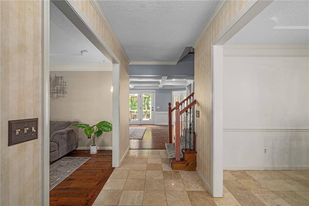 Overland Park, KS 66210,11530 Hemlock ST