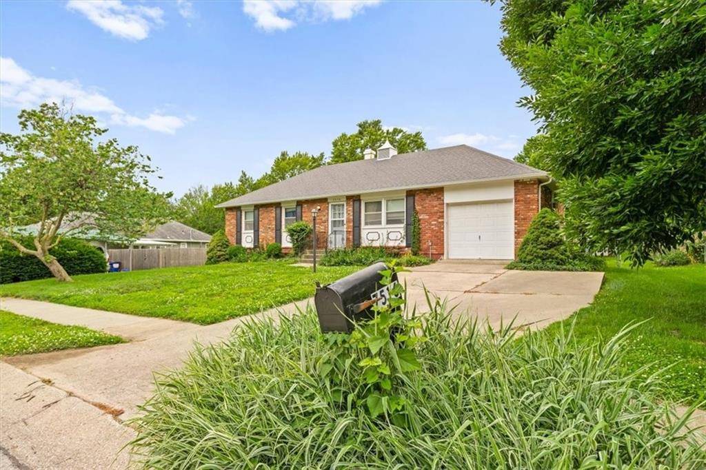 Kansas City, MO 64118,7516 N Lydia AVE