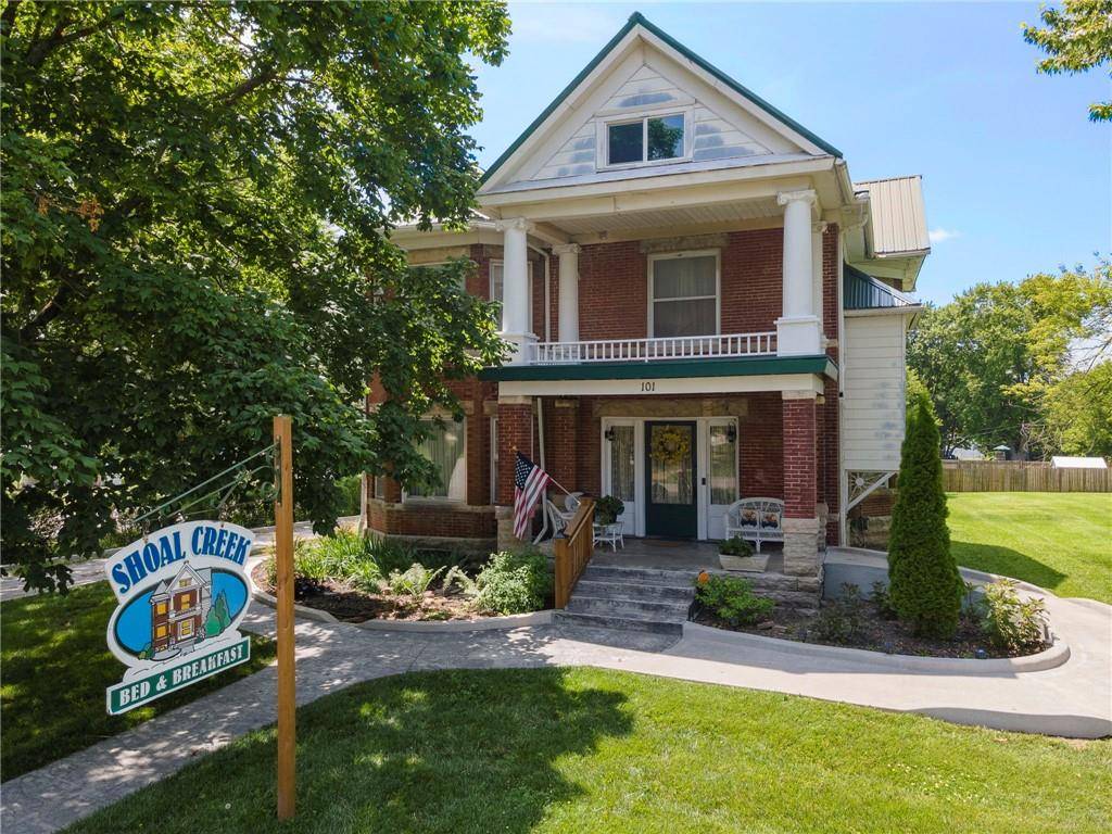 Hamilton, MO 64644,101 N Gallatin ST
