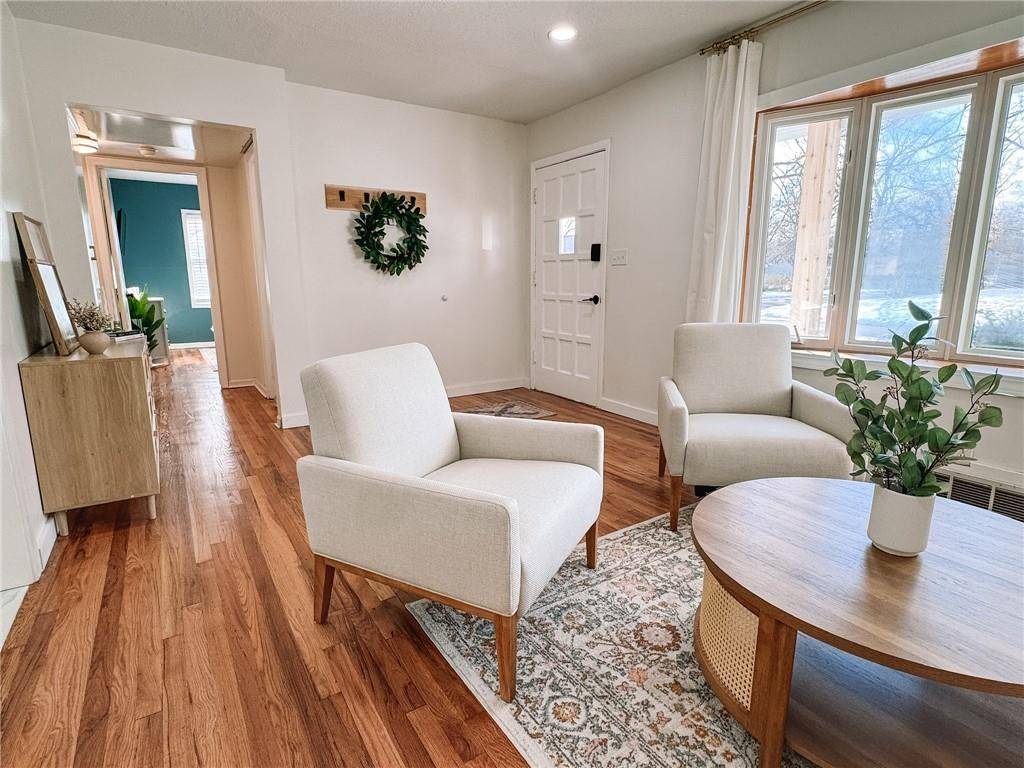 Overland Park, KS 66204,7145 Beverly ST