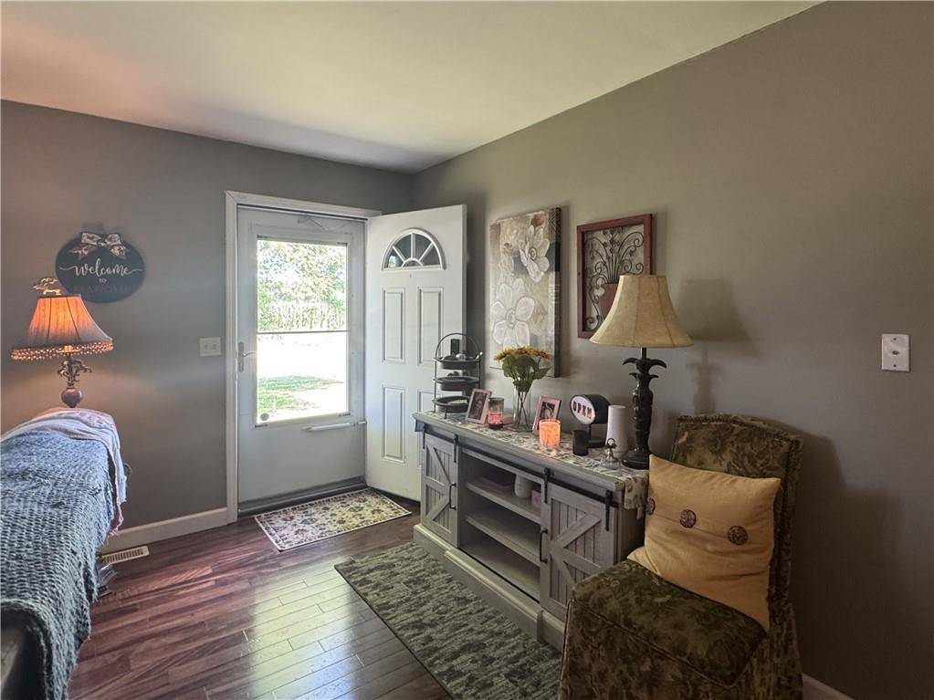 Lacygne, KS 66040,620 N 8th ST