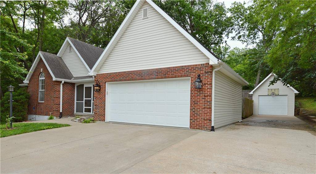 Country Club, MO 64506,11 Chadwick LN