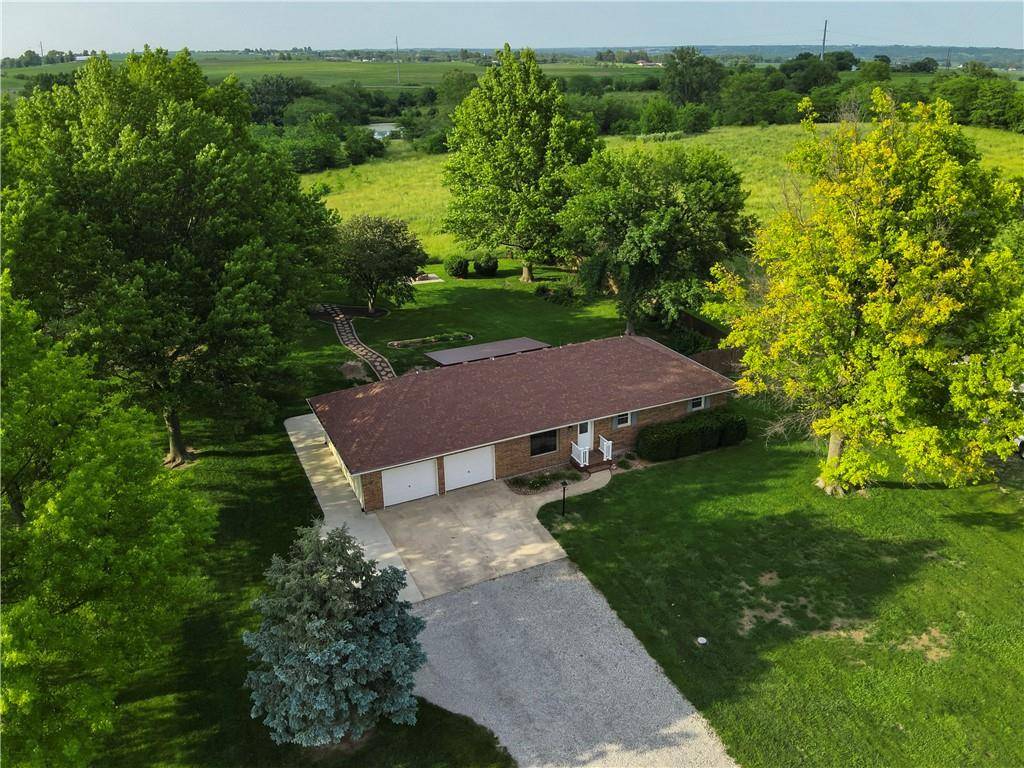 Maryville, MO 64468,27741 242nd ST