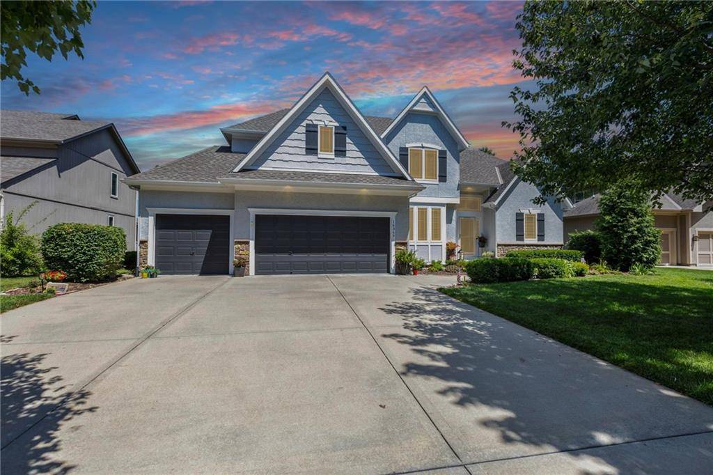 Olathe, KS 66062,16369 S Woodstone DR