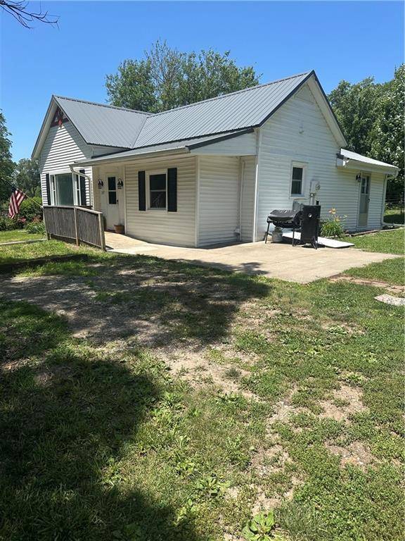 Burlington Junction, MO 64428,317 Chrissenger ST