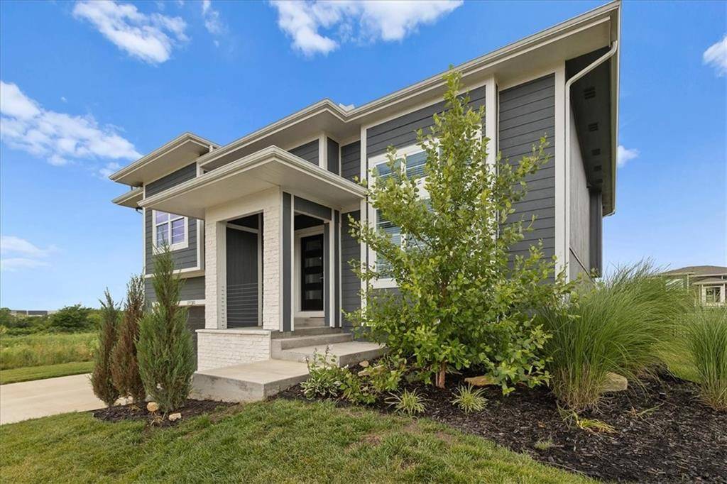 Gardner, KS 66030,29702 W 195th ST