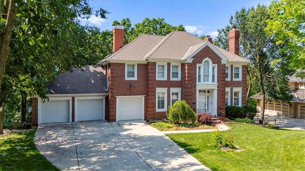 Leawood, KS 66209,12310 Granada LN