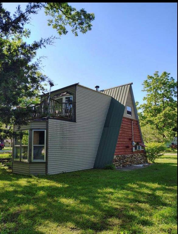 Cherokee, KS 66724,303 W Spruce ST