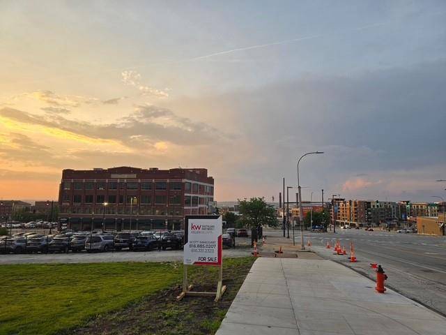 Kansas City, MO 64106,718 Grand BLVD