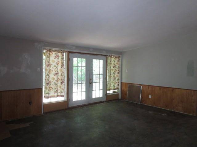 Gladstone, MO 64118,1206 67th ST