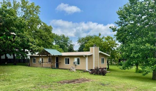 Trimble, MO 64492,2745 169 HWY