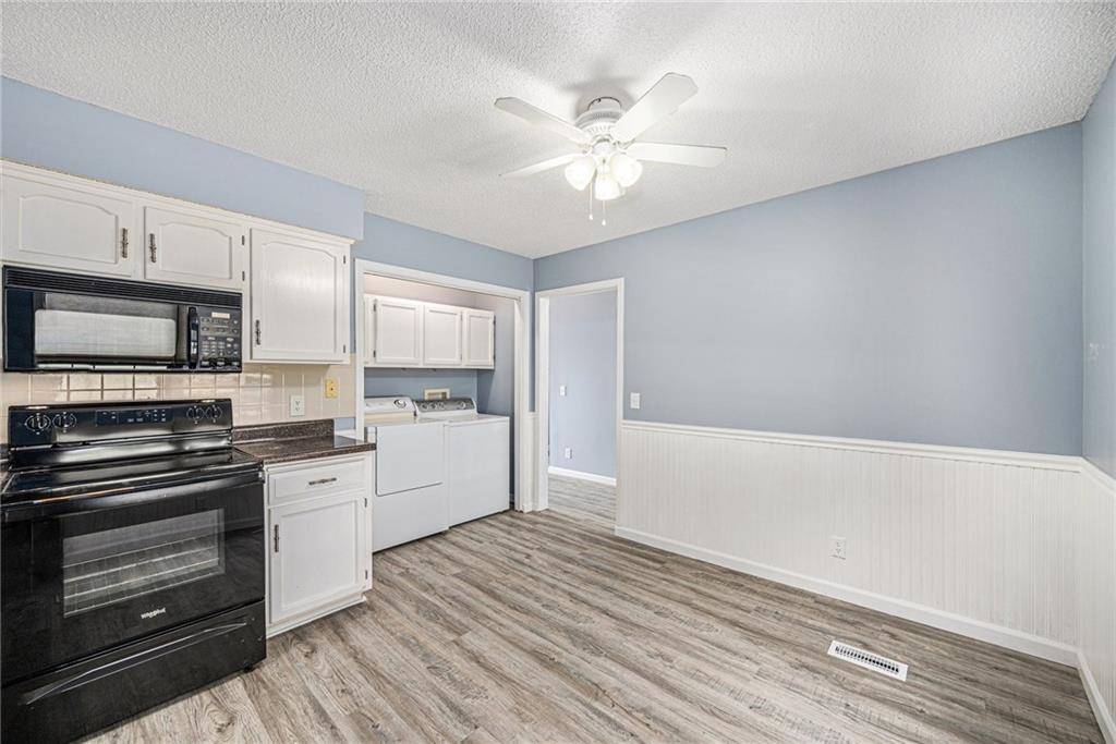Smithville, MO 64089,113 Stonebridge LN