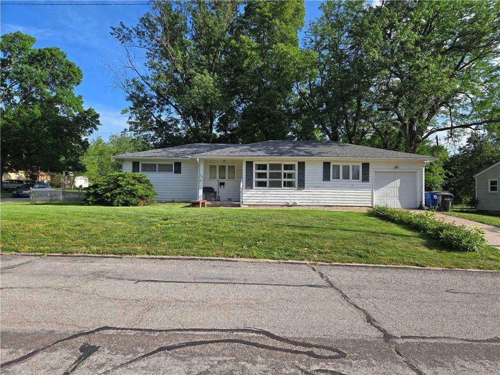 Lawrence, KS 66046,501 Dakota ST