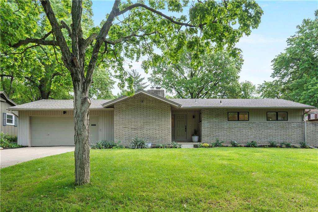 Overland Park, KS 66207,9307 WOODSON DR