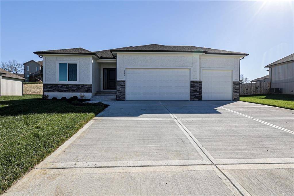 Blue Springs, MO 64014,112 SW Nelson DR