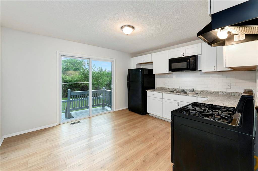 Independence, MO 64056,818 N Wigwam TRL